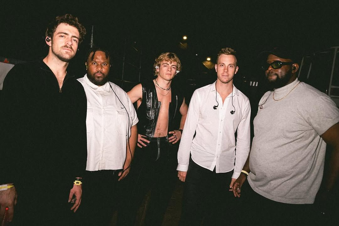 La banda en el backstage del Lollapalooza Argentina 2024